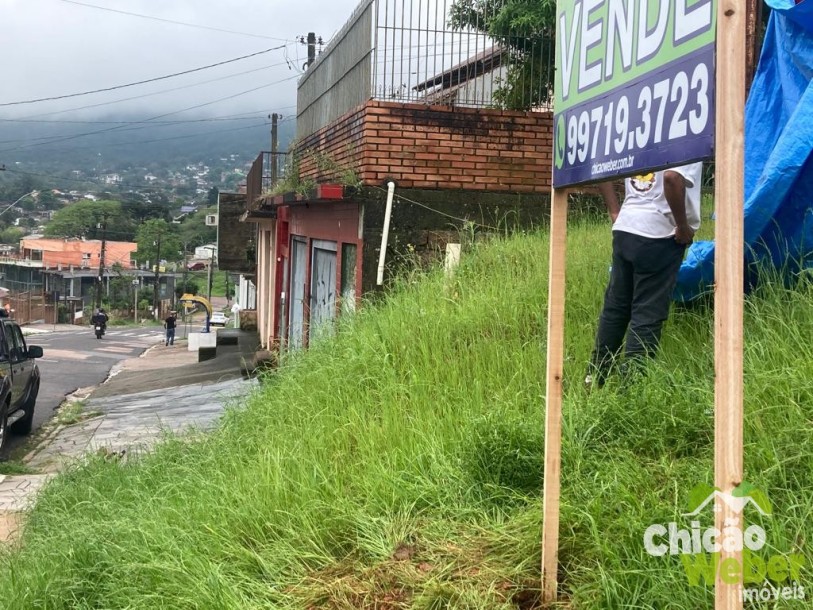 Terreno na avenida Liberdade-2